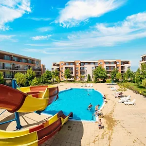 Nessebar And Holiday Fort Apartment